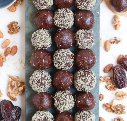 raw almonds, cacao nut energy balls, energy balls, chocolate energy balls, cacao energy balls, vegan energy balls