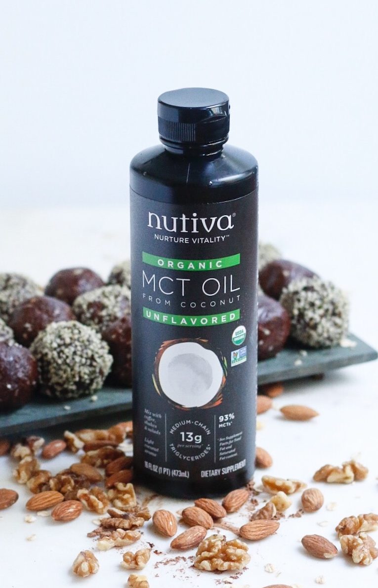 mct oil, mct, coconut oil, raw almonds, cacao nut energy balls, energy balls, chocolate energy balls, cacao energy balls, vegan energy balls